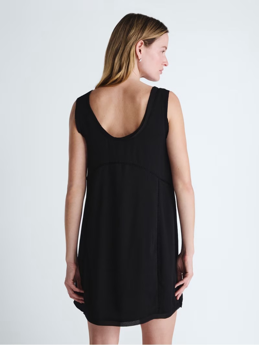 Embroidered mini dress - Picture 4 of 5